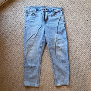 American Eagle Mom Jeans